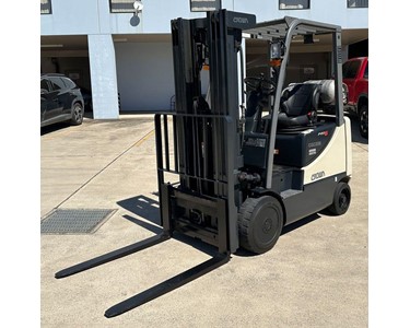 Crown 2.5T Gas Forklift - Crown 2.5T Gas Forklift - CCGC25E