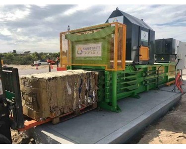 Cardboard and Plastic Horizontal Baler | H70 