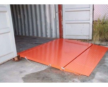 Forklift Container Ramp Folding Style 6500kg In Stock