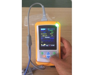 UTMD - Handheld Veterinary Capnography Monitor UT100VCM SPO2/MAINSTREAM ETCO2