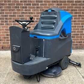 USED MR85 Ride-On Scrubber (2001) | ID: 221005003