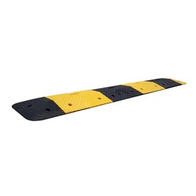 Heavy Vehicle Recycled Rubber Speed Hump - 75mm