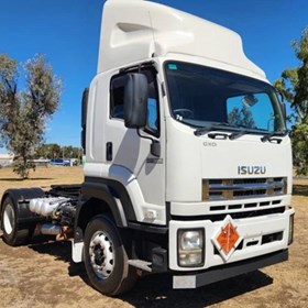 Used Prime Mover | 2010 ISUZU GXD 