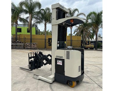 Crown - Double Deep Ride On Reach Truck