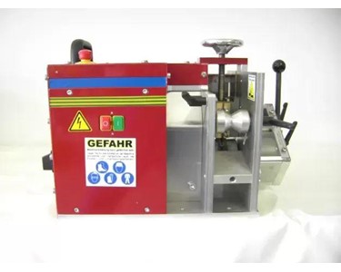 McIntyre - Wire & Cable Stripping Machine | Euro-Strip 1000