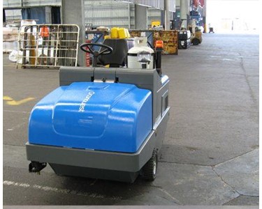 Conquest - Heavy Duty Ride-On Sweeper | RENT, HIRE or BUY | PB115