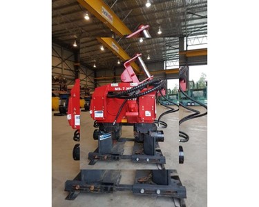Muller -  Pile Driving Equipment | Excavator-Mounted Vibrator