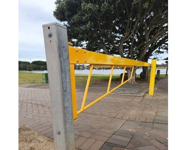 Heavy Duty Industrial Swing Gate - Manual (Yellow)