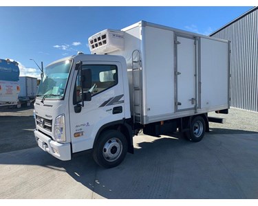 Hyundai - Refrigerated Truck | Mighty EX4 Freezer Pantech Premium Plus