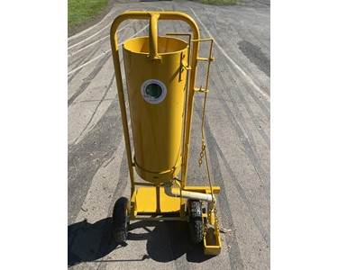 Earthco Projects Asphalt or Concrete Crack Filling Cart 