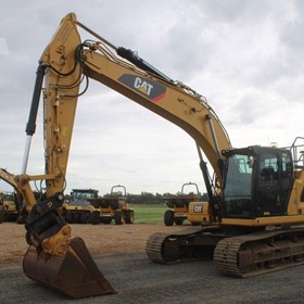 Used Excavator | 2018 Caterpillar 320