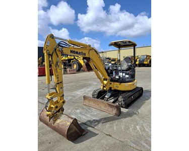 Komatsu - Used Mini Excavator | 2018 Komatsu PC30MR-5