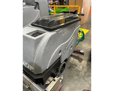 Conquest - Super Duty Industrial Walk-Behind Scrubber | RENT, HIRE or BUY| SDS80E