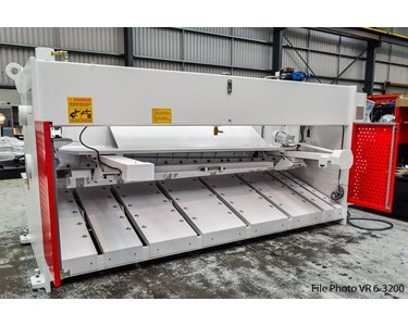 Machtech - Variable Rake Hydraulic Guillotine | VR 8-3200A