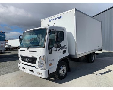 Hyundai - Pantech Truck | Mighty EX4/6 Pantech 6 Pallet