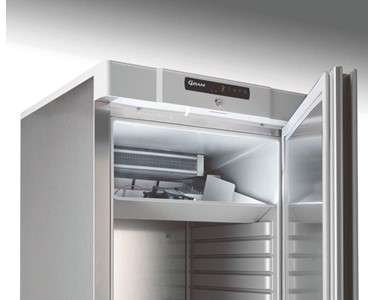 Gram COMPACT Solid Door Upright Refrigerator - K410RGL16N