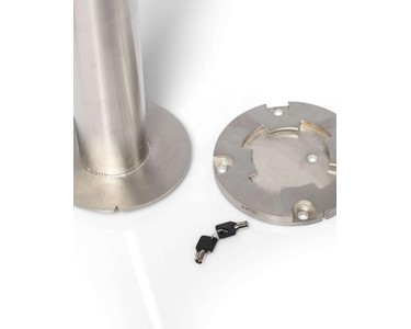 Steelmark - Removable Bollard Stainless Steel 90 Diameter Removable Key Lock