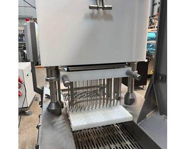 Original IR 56 Injecting Machine 