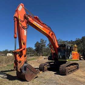 Used Excavator | 2018 Hitachi ZX360LC-5B