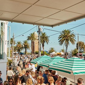 Outdoor Umbrellas essential for Melbourne's Hospitality Industry