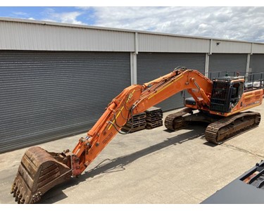 Doosan - 38-ton Excavator | DX380LC-3