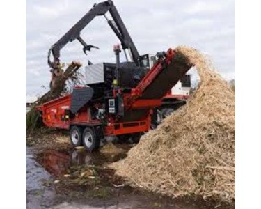 Morbark - 2400X Wood Hog Horizontal Grinder