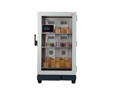 Thermo Scientific - Heratherm Light Chambers 750 L