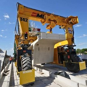 Rubbered Tyred Gantry Cranes MJ150HD