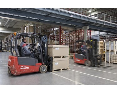 Manitou - Masted Electric Forklift Truck | ME 316