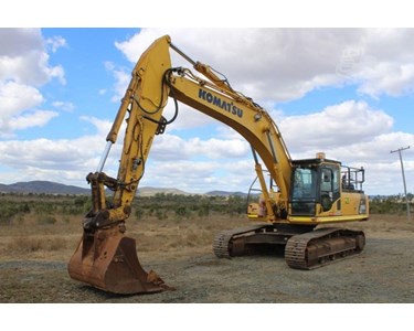 Komatsu - Used Excavator | 2019 Komatsu PC300LC-8M0