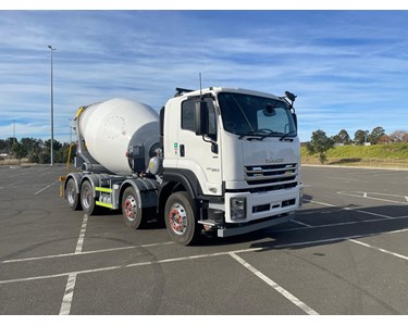 Isuzu - Concrete Mixer Truck | FYJ 300-350 8x4 Agitator Cab Chassis
