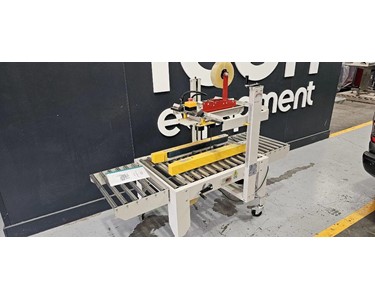 Secondhand Carton Taping Machine – Automatic