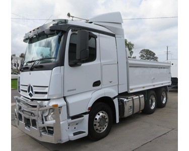 Used Tipper Truck | 2017 MERCEDES-BENZ ACTROS 2653 
