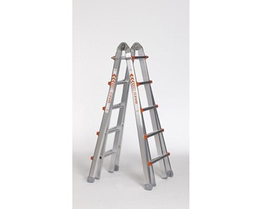 Aluminium Telescopic Access Ladder 1.57m - 5.30m | Waku