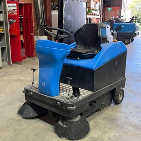 (Refurbished) Industrial Ride-on Sweeper | PB110E