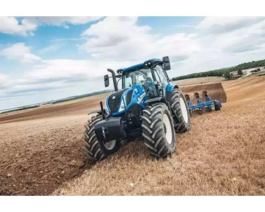 Farm Tractor T6.145 DCT | Tractor Only