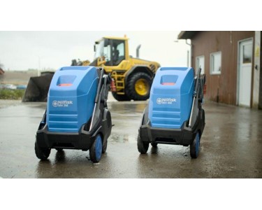 Nilfisk - Hot Water Pressure Washer / MH4M