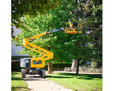 Haulotte - Electric Articulating Boom Lift HA16 E PRO | slopes up to 40%