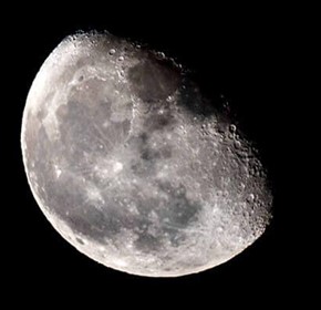 Dark Side or Light Side of the Moon ? Dark Side or Light Side of the Moon ?