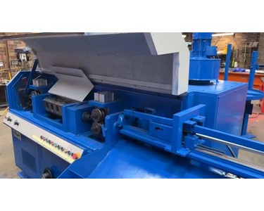 VITARI - NR231 Straightening & Cutting machine