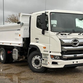 700 Series FS 2632 Tipper Truck