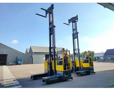 Combilift Reach Truck 2500kg – 4500kg | MR4 