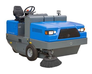 Conquest - Extra-Large Heavy Duty 4WD Ride-on Sweeper | RENT OR BUY | PB200