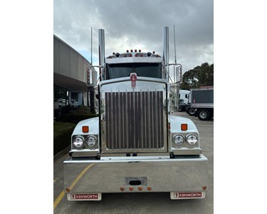 Kenworth - Primemover Truck | 2024 T909 