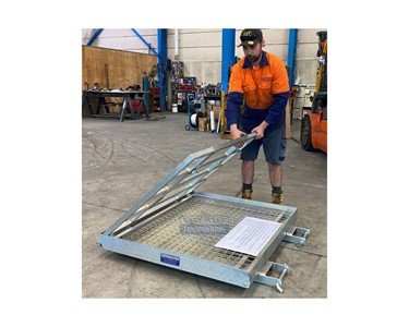 East West Engineering - Collapsible Safety Cage Work Platform | FWP25C