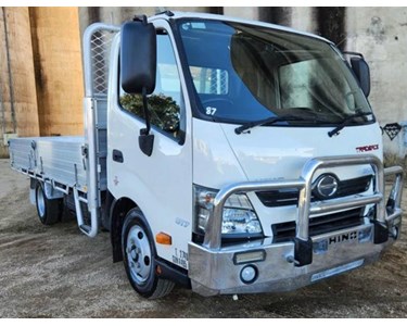 Used Tray Truck | 2016 HINO 300 617 