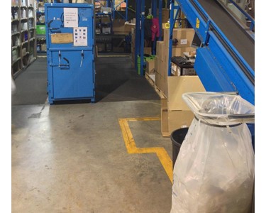 Smart Plastic Bag Stands | 1100L