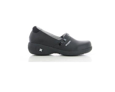 Closed And Sporty Shoe | Lucia - Elegant Professional Leather Shoe