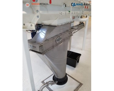 Magnattack - Magnetic Separator | Dry Food Equipment | Mag-Ram® 