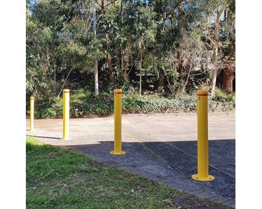 140mm Steel Bollards - Yellow (Base Plate)